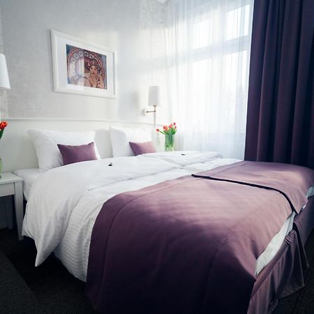 Hotel Pod Ratuszem Wieluń Pokoj fotografie
