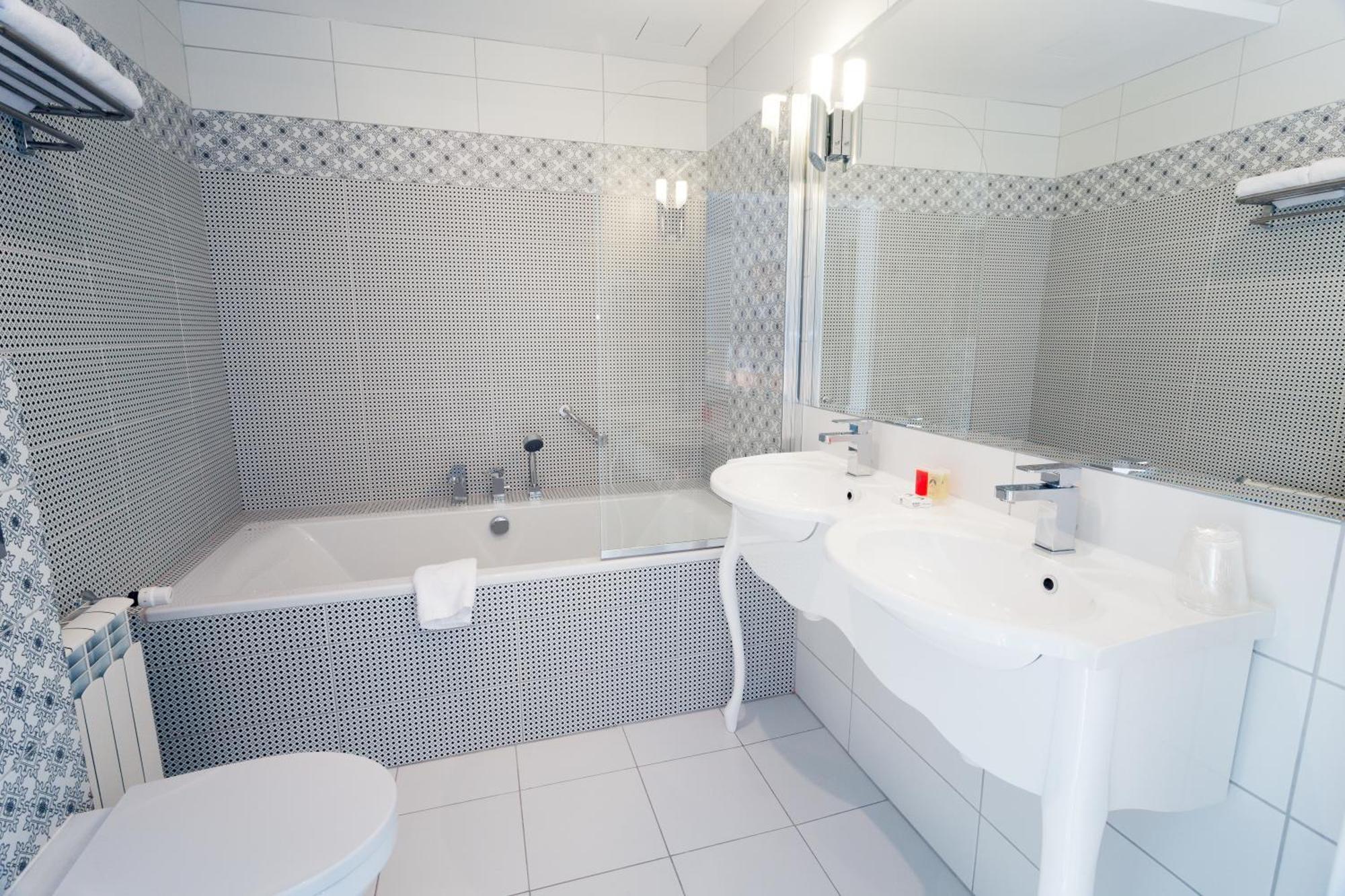 Hotel Pod Ratuszem Wieluń Pokoj fotografie