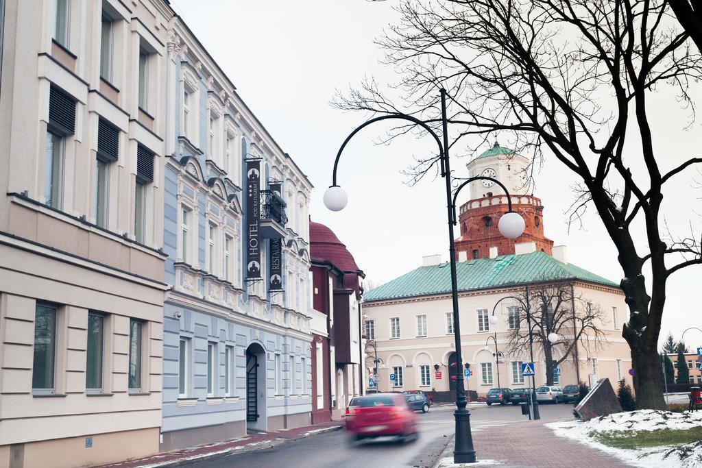 Hotel Pod Ratuszem Wieluń Exteriér fotografie